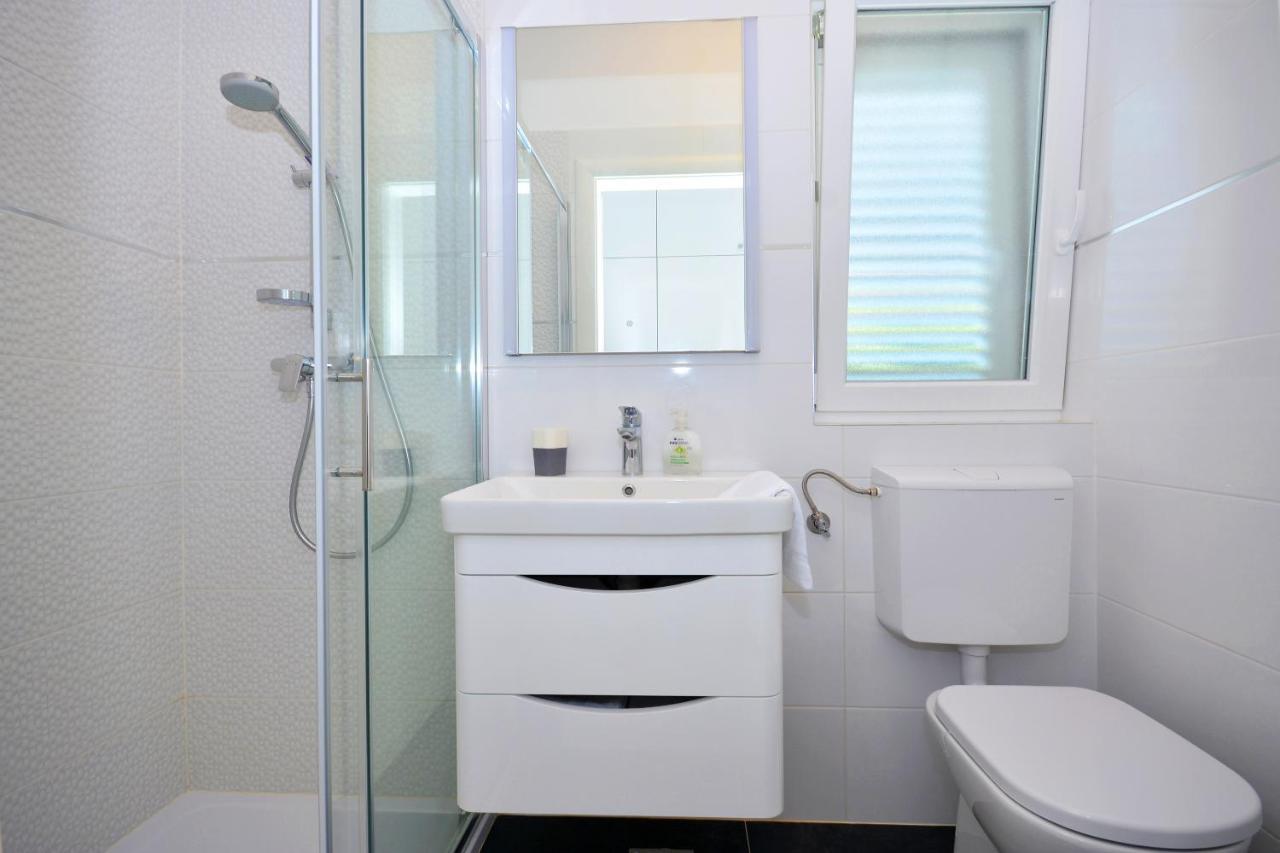 Seas The Day Apartments Podstrana Dış mekan fotoğraf