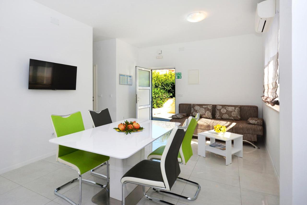 Seas The Day Apartments Podstrana Dış mekan fotoğraf