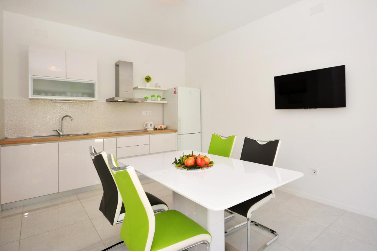 Seas The Day Apartments Podstrana Dış mekan fotoğraf