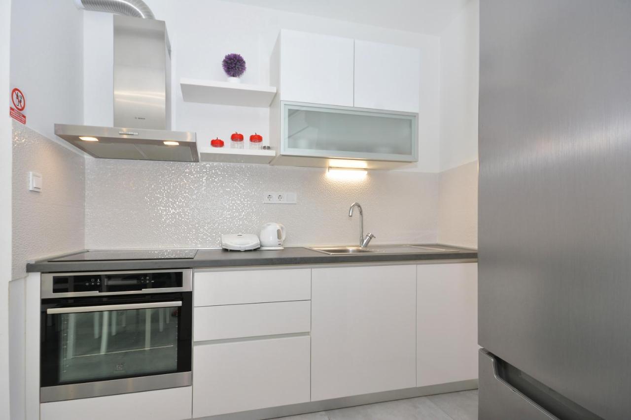 Seas The Day Apartments Podstrana Dış mekan fotoğraf