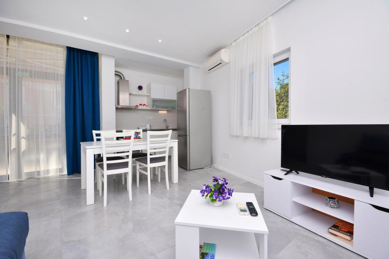 Seas The Day Apartments Podstrana Dış mekan fotoğraf